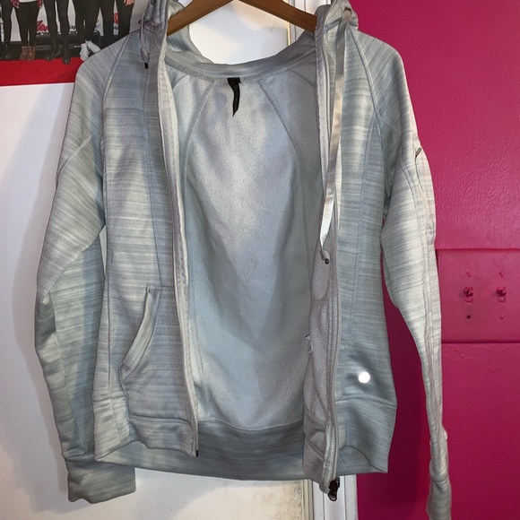 Workout jacket - Picture 3 of 3